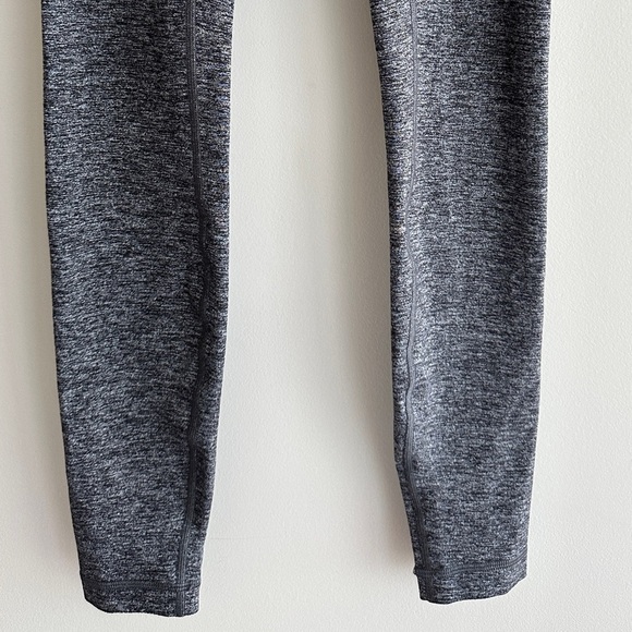 Lululemon Heather Gray High-Waisted Leggings, Size 4 - Picture 4 of 16